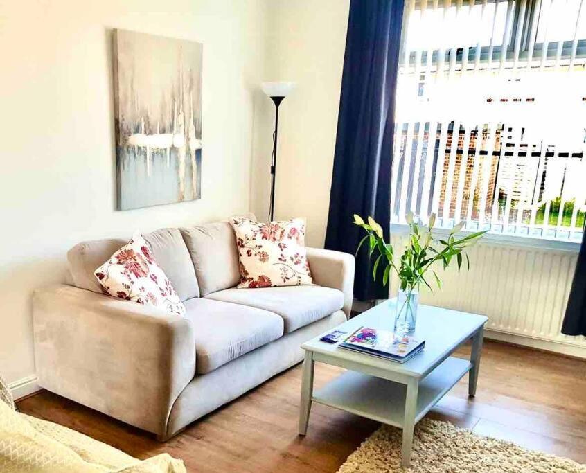 Coniston House Lancaster 3 Bedrooms Parking And Garden 外观 照片