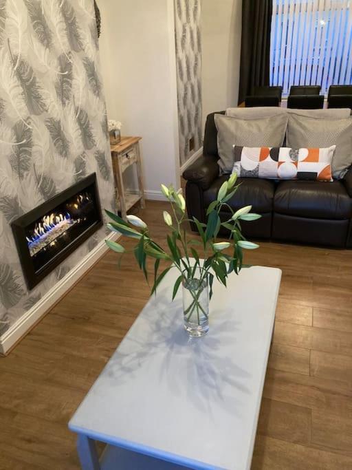 Coniston House Lancaster 3 Bedrooms Parking And Garden 外观 照片