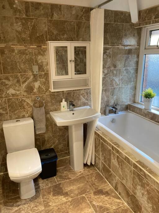 Coniston House Lancaster 3 Bedrooms Parking And Garden 外观 照片